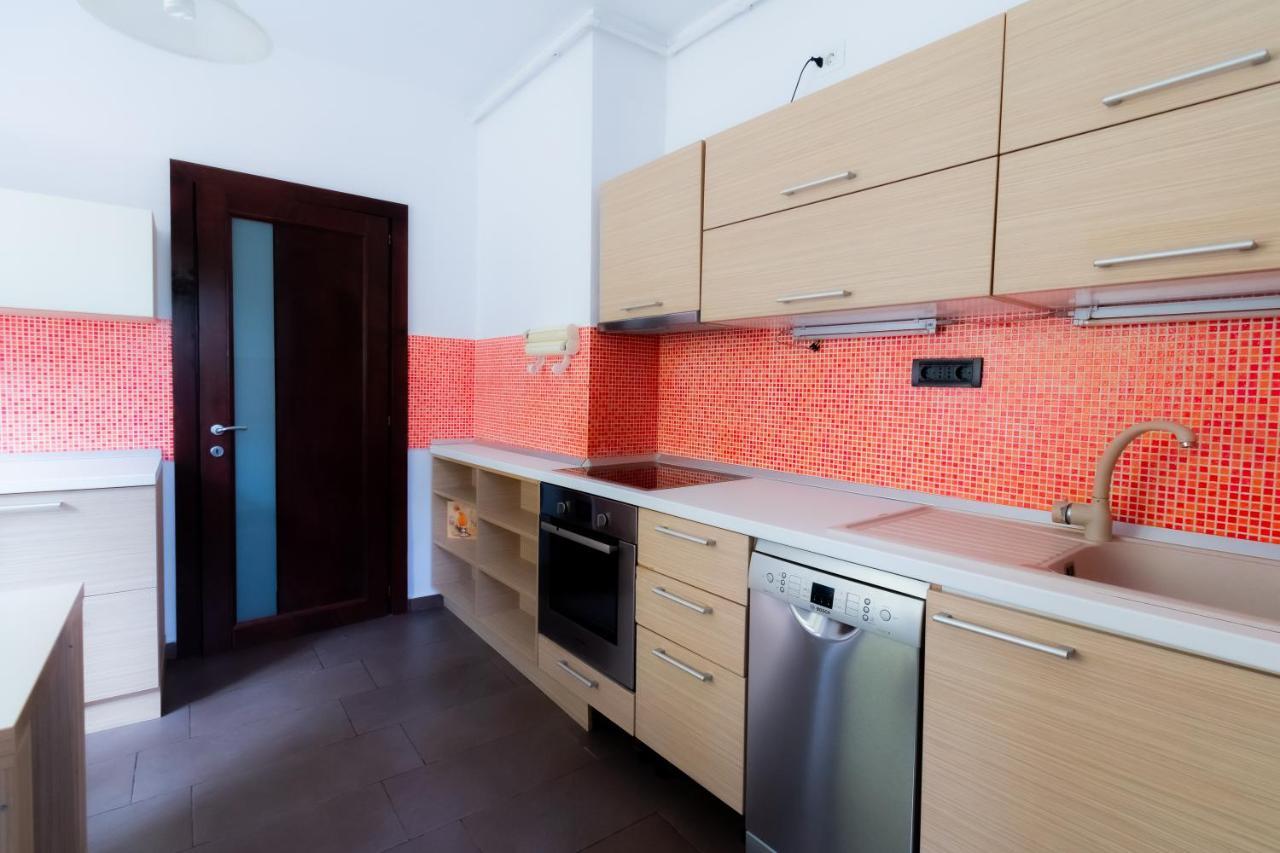 브라쇼브 Db Apt - Comfort And Space In The Heart Of Old Town 아파트 외부 사진